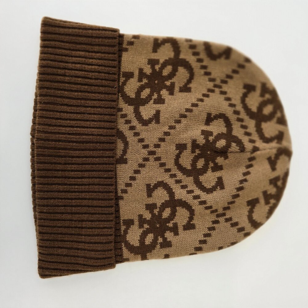 Guess hat
